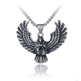 Colliers pendentif aigle en acier inoxydable collier rétro celtique oiseau charme colliers pour hommes mode bijoux fins livraison directe Dhiiw