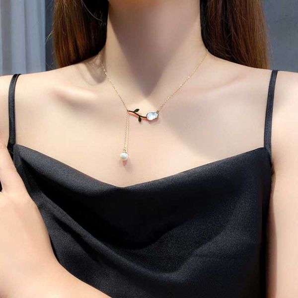 Pendentif Colliers En Acier Inoxydable Mode Haut De Gamme Bijoux Shell Perle Gland Vintage Tulip Charms Chaîne Collier Ras Du Cou Pour FemmesPendentif