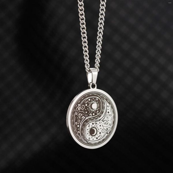 Pendentif Colliers En Acier Inoxydable Mode Classique Soleil Lune Yin Yang Taiji Collier Pour Hommes Femmes Creative Chandail Chaîne Bijoux En Gros