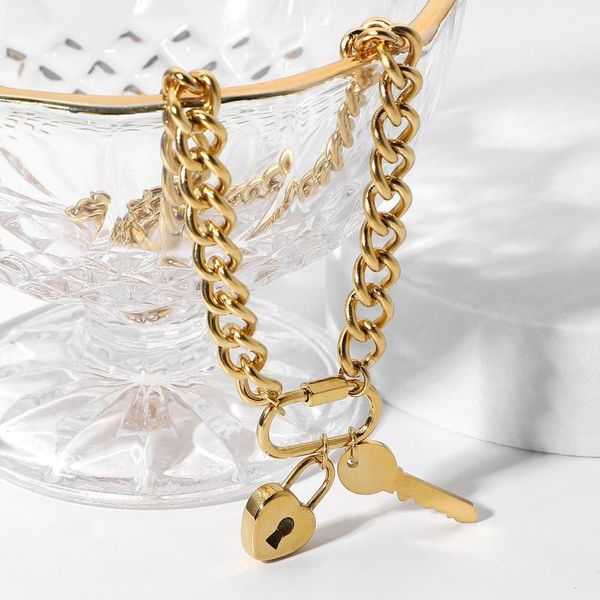 Pendentif Colliers en acier inoxydable coeur serrure clé collier à la mode en métal 18K collier collier titane bijoux fête cadeau 2023 mode