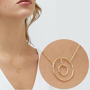 Pendentif Colliers Collier en acier inoxydable pour femmes Deux cercles Ras du cou Design poli Bijoux personnalisés Cadeaux