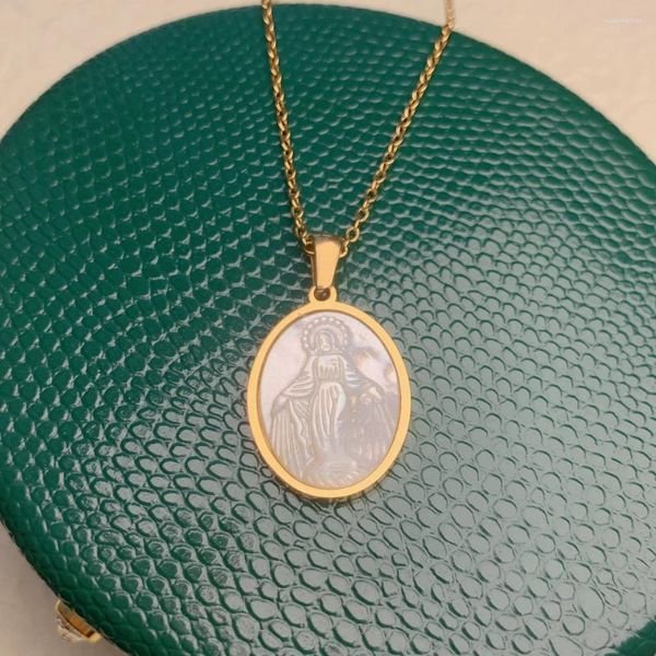 Collares colgantes Collar de acero inoxidable Joyería Religiosa Virgen María Cuello para mujeres Chapado en oro Natural Madre de Pearl Shell