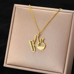 Colliers pendentifs Colliers en acier inoxydable nouveau Design conteneurs chimiques créatif pendentif collier chaîne collier inhabituel pour les femmes bijoux cadeaux L242313