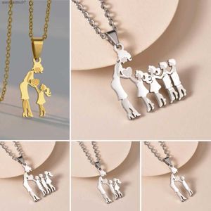 Colliers pendentifs Colliers en acier inoxydable pour les familles des mères et des enfants, colliers avec pendentif multicolore en argent pour enfants, bijoux cadeaux de fête des mèresL2404