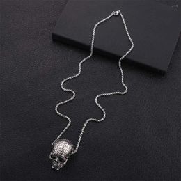 Colliers pendentiels Collier Halloween en acier