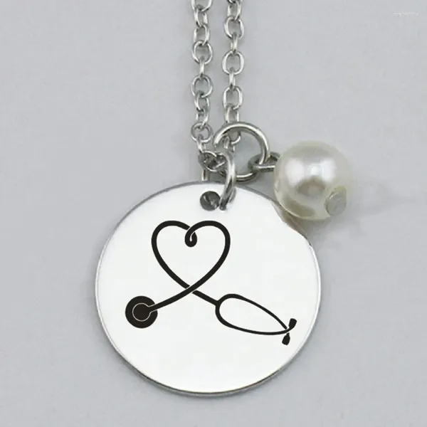 Collares colgantes Estetoscopio Collar de forma de corazón en joyas de mujeres Grabado 22 mm 5pcs/lot