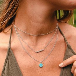 Collares colgantes Playa de verano Estilo boho Collar multicapa con disco / turquesa / barra Encanto Joyería en capas de turquesa bohemia para mujer Bar