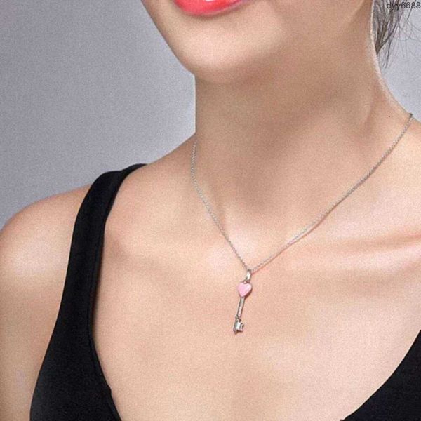 Pendentif Colliers T Coeur Collier Clé Collier pour Femmes 925 Argent Bleu Coeur Rose Coeur Collier Collier Chandail Chaîne Designer De Luxe Cla