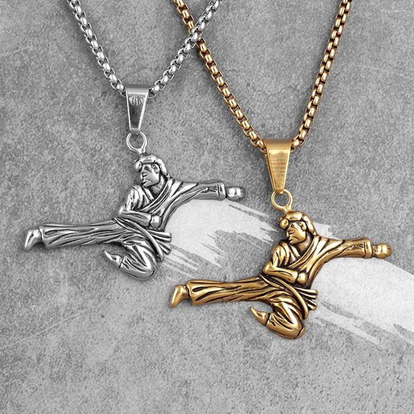 Colliers de pendentif Taekwondo Fitness Long Men Pendants Chaîne pour Boyfriend Mâle en acier inoxydable Créativité Créativité en gros