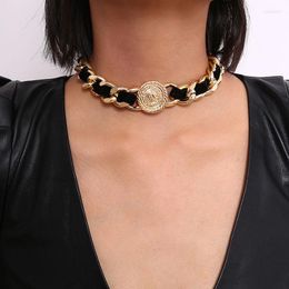 Collares con colgante TARCLIY, collar con retrato redondo de cadena gruesa de franela con bobinado geométrico a la moda, joyería para mujer con letras de PU Punk exageradas