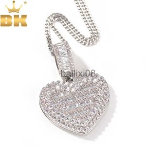 Pendentif Colliers THE BLING KING Grande Taille Forme de Coeur Personnalisé Photo Médaillon Cadre Pendentif Tennis Mémoire Bijoux Pour Couple Saint Valentin Cadeau J230620