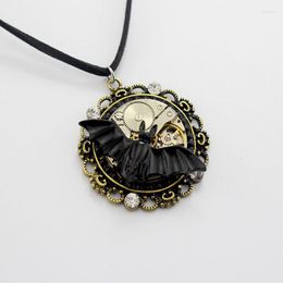 Anhänger Halsketten Dreidimensionale Black Bat Gear Kernstein Geschnitzte Muster Seil Kette Halskette Handgemachte Steampunk Stil Männer Frauen Schmuck