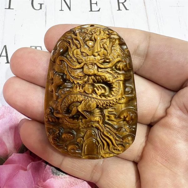 Colliers pendants Tiger Stone Stoned Dragon Dragon Crystal Slice Charme pour les hommes Guérison des bijoux Amulet Reiki