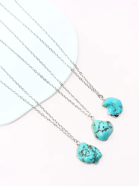 Colliers pendentif minuscule collier pendentif en pierre naturelle turquoise