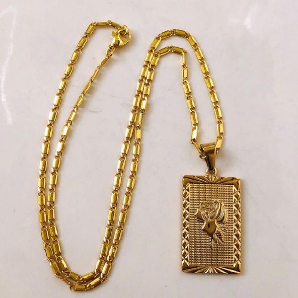 Pendentif Colliers Titane Avec Or 18K Geo Floral Collier Femmes En Acier Inoxydable Bijoux Piste Robe Hiphop Rare Glam Japon Ins