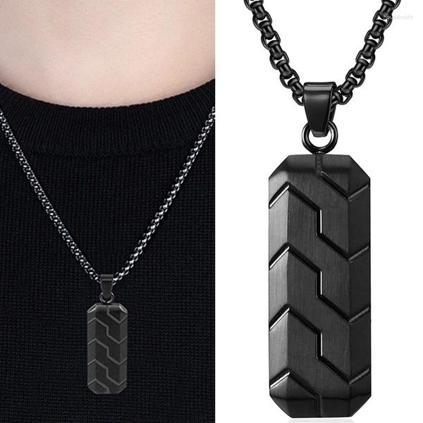 Collares colgantes Tendencia de los hombres Negro Cuello de acero inoxidable Token Bar Collar Geometría Neumático para hombre Hip-Hop Punk Cadena Joyería de moda