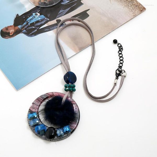 Colliers pendentifs tendance cristal bleu brillant étoilé avec cerceau rond en acrylique collier de cordon en cuir affleurant