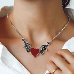 Pendentif Colliers Trendy Creative Collier Alliage Drop Nectarine Demon Wing Bijoux Collares Gargantilla Mujer