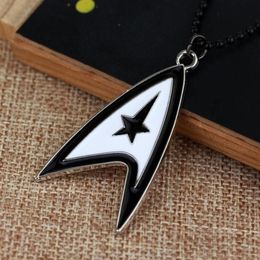 Collares colgantes Triángulo Trek Collar Exploración espacial Amuleto Color Estrella Joyería de metal para hombres Mujeres Accesorios de moda 246b