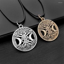 Hanger Kettingen Triple Moon Godin Ketting Voor Mannen Wicca Pentagram Magische Boom Heks Sieraden