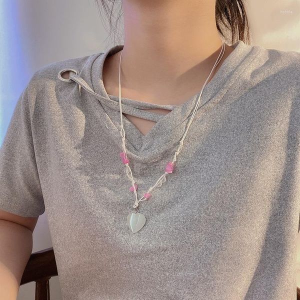 Collares colgantes U-Magical Design White Pink Heart Collar para mujeres Creativo Irregular Piedra Con cuentas Cordón ajustable Joyería