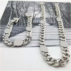 Hanger Kettingen Unisex Mode Dikke Ketting Kettingen Hoge Kwaliteit Brief Vrouwen Cubaanse Choker Ketting Punk Vintage Mannen Dames Koppels Sieraden