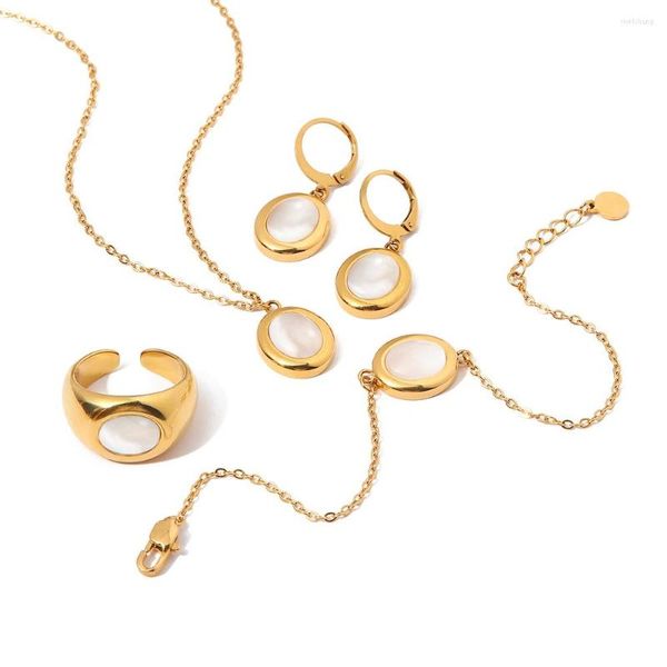 Collares pendientes Refinamiento Uworld 18K PVD Chapado en oro Anillo de sello Pulsera Conjunto de joyas con madre de perla Anillos de mujer