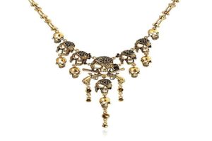 Colliers pendants Collier d'os squelette d'alliage vintage pour femmes bijoux pirate cosplay costume de déguisement accessoire 5659954