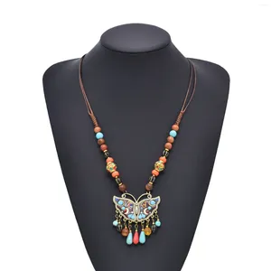 Collares colgantes Vintage chino colorido mariposa collar para mujeres tibetano étnico turquesa borla larga con cuentas suéter cadena joyería