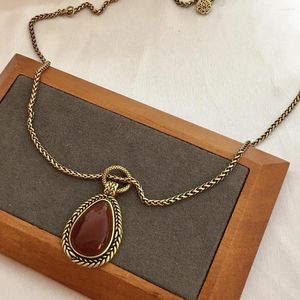 Colliers pendentifs Collier de goutte d'eau d'agate rouge de style cour vintage