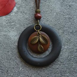 Pendentif Colliers Vintage Style Ethnique Long Collier Pull Chaîne Femme Simple Cercle En Bois Petite Feuille