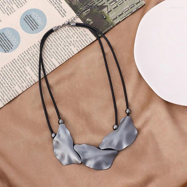 Collares colgantes Colgantes de suspensión geométricos vintage Collare Collar Tendencia alrededor del cuello Joyería gótica para mujeres Accesorios 2023