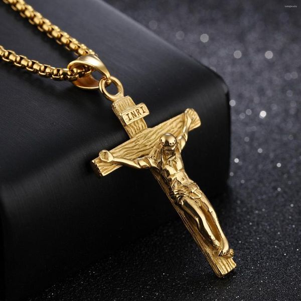 Pendentif Colliers Vintage Gold Crucifix INRI Collier pour hommes Garçon Croix Jésus Christian Bijoux masculins en acier inoxydable