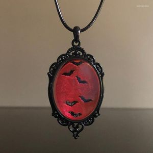 Collares colgantes Vintage gótico vampiro murciélago rojo para mujer bruja creativa hecha a mano cordón de cuero accesorios de joyería de fiesta