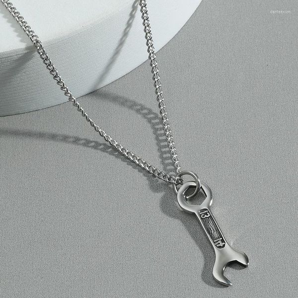 Pendentif Colliers Vintage Hip-Hop Simple Outil Clé Collier Personnalité Européenne Et Américaine Bijoux De Cou Pour Hommes