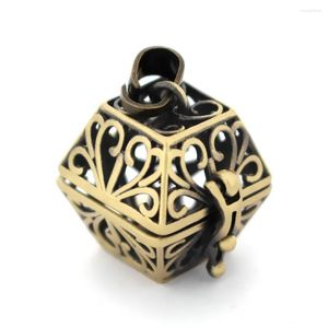 Pendentif Colliers Vintage Fleur Creuse Filigrane Médaillon Cage Diffuseur D'huile Essentielle DIY Fabrication Antique Bronze Laiton Brossé 21x17mm