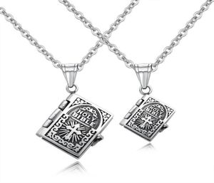 Collares colgantes Vintage Punk Santa Biblia Collar para hombres Mujeres pueden abrir color plata 316L Titanio Acero Oración Jewelry1802178