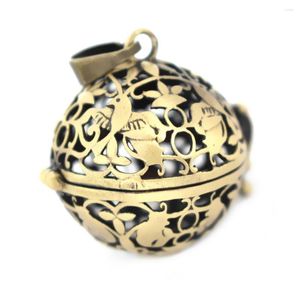 Pendentif Colliers Vintage Boule Ronde Creuse Filigrane Médaillon Cage Diffuseur D'huile Essentielle DIY Résultats Antique Bronze Laiton Brossé 30x25mm