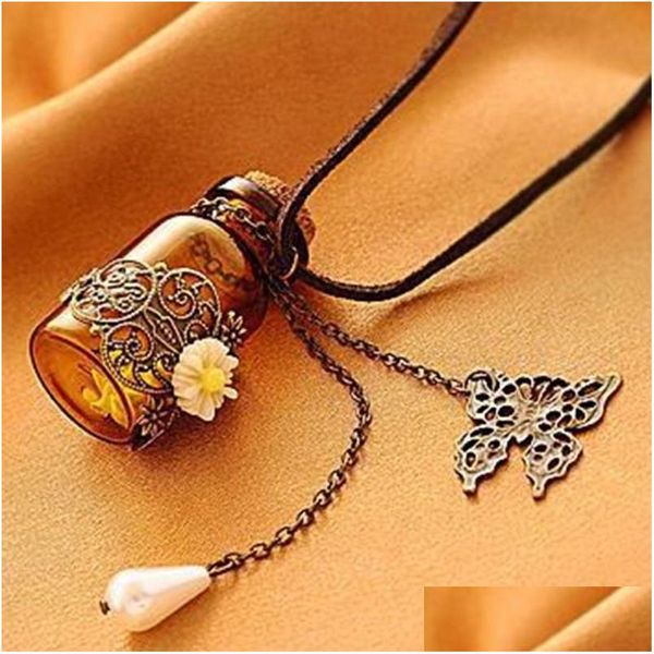 Colliers pendants vintage souhaitant par bouteille avec collier de marguerite pour les femmes huile essentielle diffuseur verrouillage en verre papillon aromathérapie dhrhe