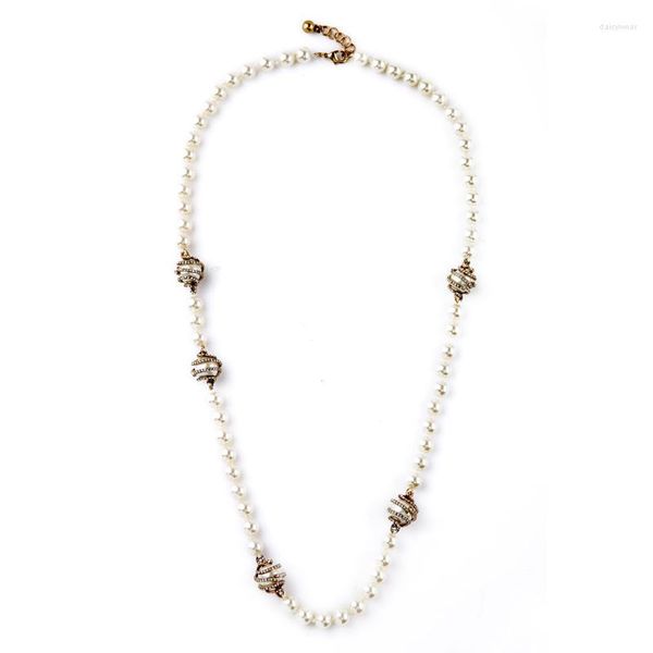 Collares colgantes Visiones de glamour Collar de perlas simuladas para mujeres Cadena Ropa larga Moda nupcial Toque femenino