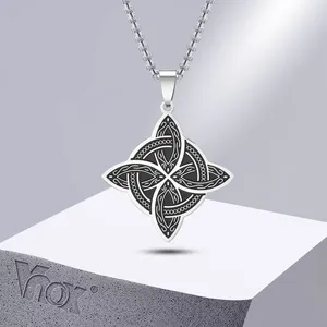 Pendentif Colliers Vnox Celtic Knot Collier pour hommes imperméable en acier inoxydable irlandais géométrie collier chanceux cadeaux spirituels bijoux