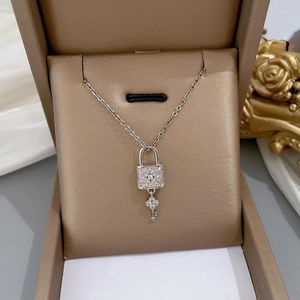 Pendentif Colliers WANGAIYAO Mode Simple Petite Serrure Collier Femme Instagram Tempérament Tout Match Zircon Clé Clavicule Chaîne