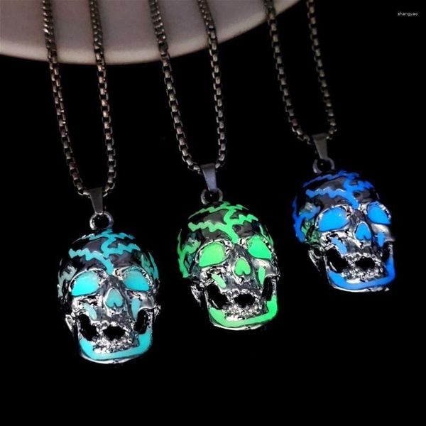 Colliers pendentifs WANGAIYAO2023 Evil Glowing Skull Collier Punk Style Halloween Glow-in-the Dark Clavicule Chaîne Pour Hommes Et Femmes