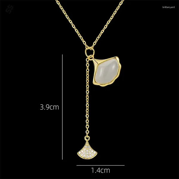 Pendentif Colliers Blanc Chalcédoine Fan Collier Cuivre Incrusté Zircon Mode Fleur Ginkgo Feuille Classique Clavicule Chaîne Pull