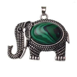 Collares colgantes Venta al por mayor 10 piezas Lotes Joyería de moda europea y americana Piedra de cristal natural Collar de elefante tailandés Turquesa