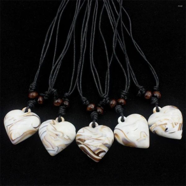 Pendentif Colliers En Gros 12pcs Collier En Forme De Coeur Acrylique Pour Hommes Femmes Bijoux Cadeau