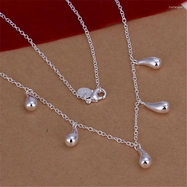 Colliers pendentiels Charmes en gros Drop pour femmes Chaîne Chaîne Mariage argent plaqué beau collier Fashion Trends Bijoux Cadeaux N131