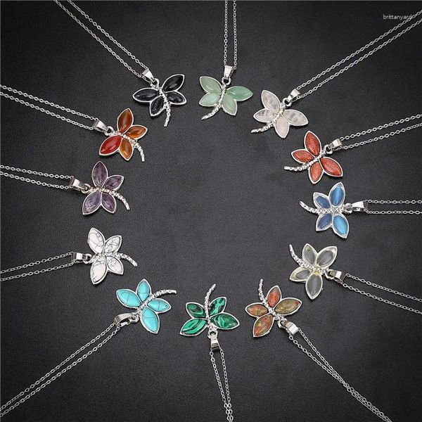 Pendentif Colliers En Gros Naturel Animal Pierre Charme Papillon Perles Fit Collier Faisant 12 pcs/lot Pour 2023