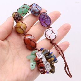 Collares colgantes Venta al por mayor Piedras naturales Reiki Curación Siete Chakra Espíritu Péndulo Adorno Piedra hipnótica DIYAccesorio de decoración del hogar