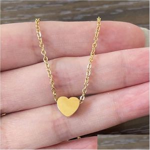 Pendentif Colliers En Gros En Acier Inoxydable Petit Coeur Collier Femmes Chaîne De Mode Pour Cadeaux D'anniversaire À La Mode Femelle Foulard Bijoux Co Dh8Ru